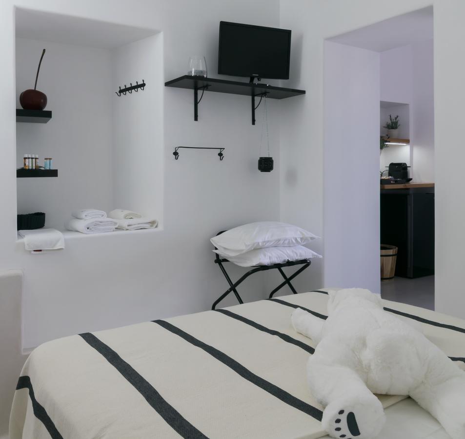 Uncle'S Luxury Jacuzzi Apartment Adamantas Exterior photo